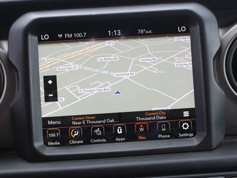 Used 2021 Jeep Gladiator Sport AWD/4WD image 18