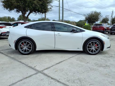 Used 2024 Toyota Prius Limited w/ Limited Premium Package image 8