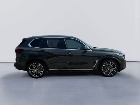 New 2026 BMW X5 xDrive50e w/ Executive Package AWD/4WD image 2