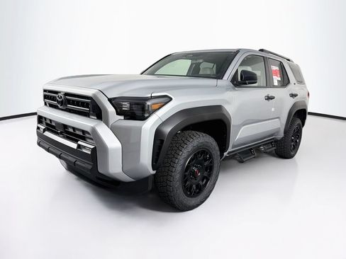 New 2026 Toyota 4Runner SR5 AWD/4WD image 3