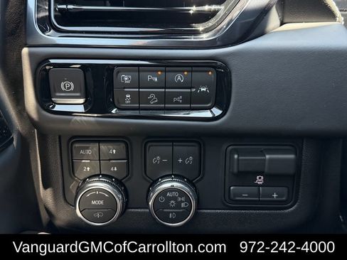 New 2026 GMC Yukon AT4 Ultimate w/ LPO, Floor Liner Package AWD/4WD image 20
