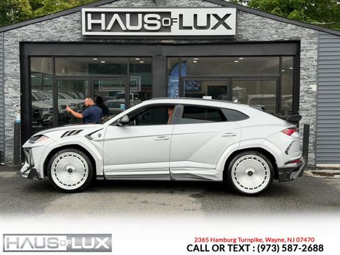 Used 2021 Lamborghini Urus AWD/4WD image 9