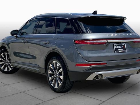 Used 2022 Lincoln Corsair Reserve w/ Elements Package FWD image 12