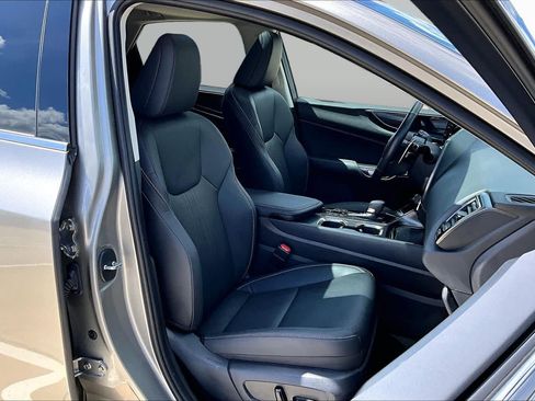 Certified 2026 Lexus NX 350 AWD w/ Accessory Package (Z1) image 9