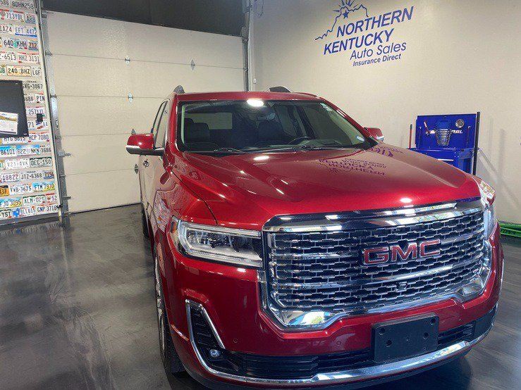 Used 2021 GMC Acadia Denali w/ Denali Ultimate Package AWD/4WD image 2