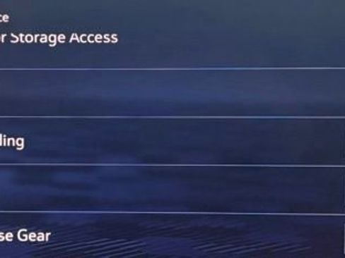 Used 2024 Chevrolet Traverse RS image 49