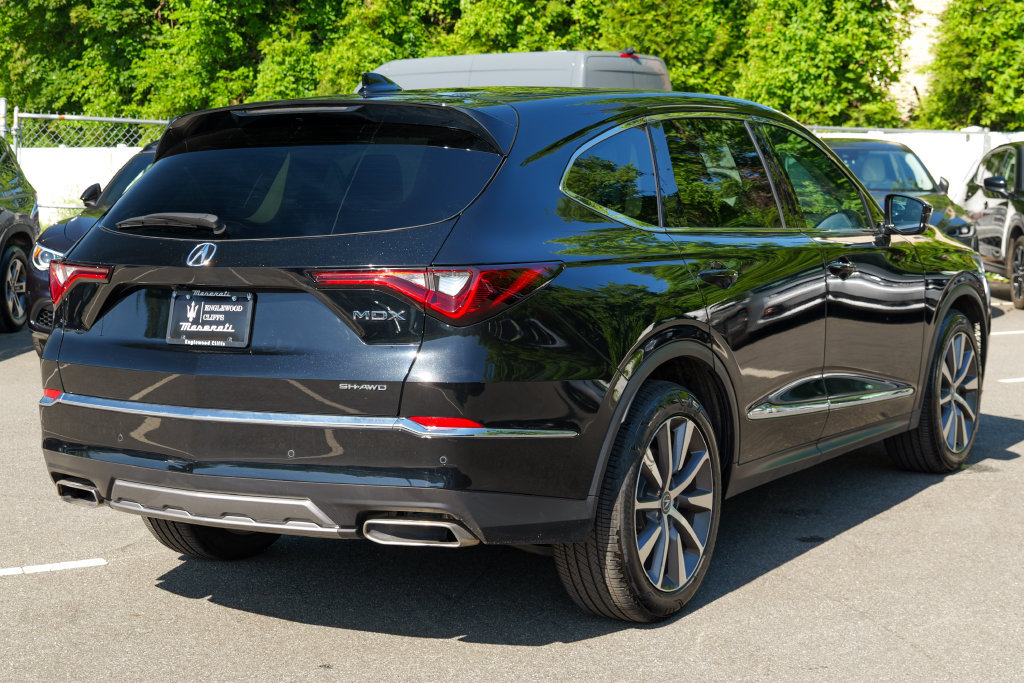 Used 2025 Acura MDX w/ Technology Package AWD/4WD image 7