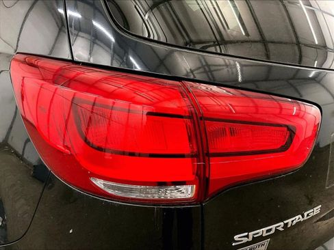 Used 2016 Kia Sportage EX w/ EX Premium Package image 28