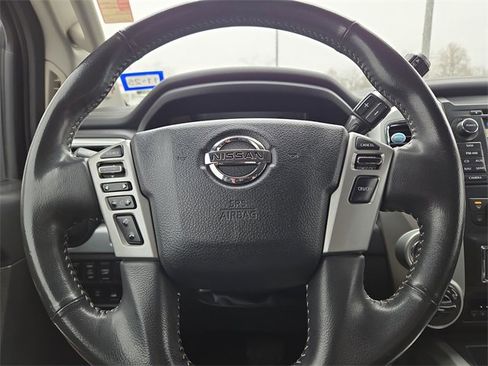 Used 2018 Nissan Titan PRO-4X w/ Pro-4x Utility Package image 18