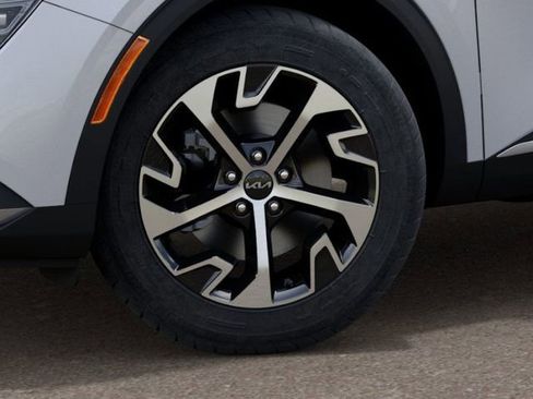 Certified 2025 Kia Sportage EX w/ Premium Package image 9