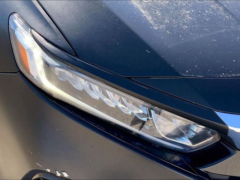 Used 2018 Honda Accord EX-L image 26