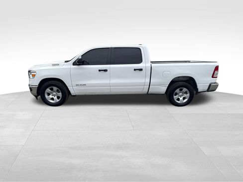 Used 2023 RAM 1500 Big Horn AWD/4WD image 2