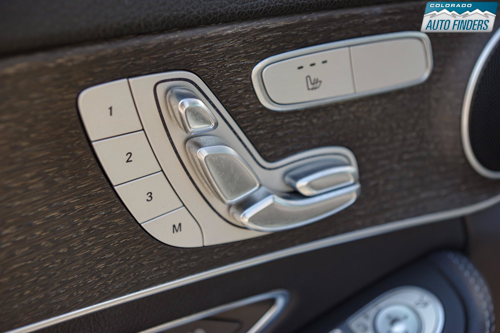 Used 2019 Mercedes-Benz C 300 4MATIC Sedan image 12