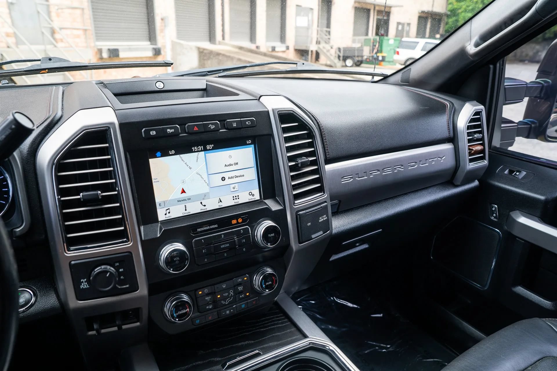 Used 2019 Ford F350 Platinum w/ Platinum Ultimate Package AWD/4WD image 28