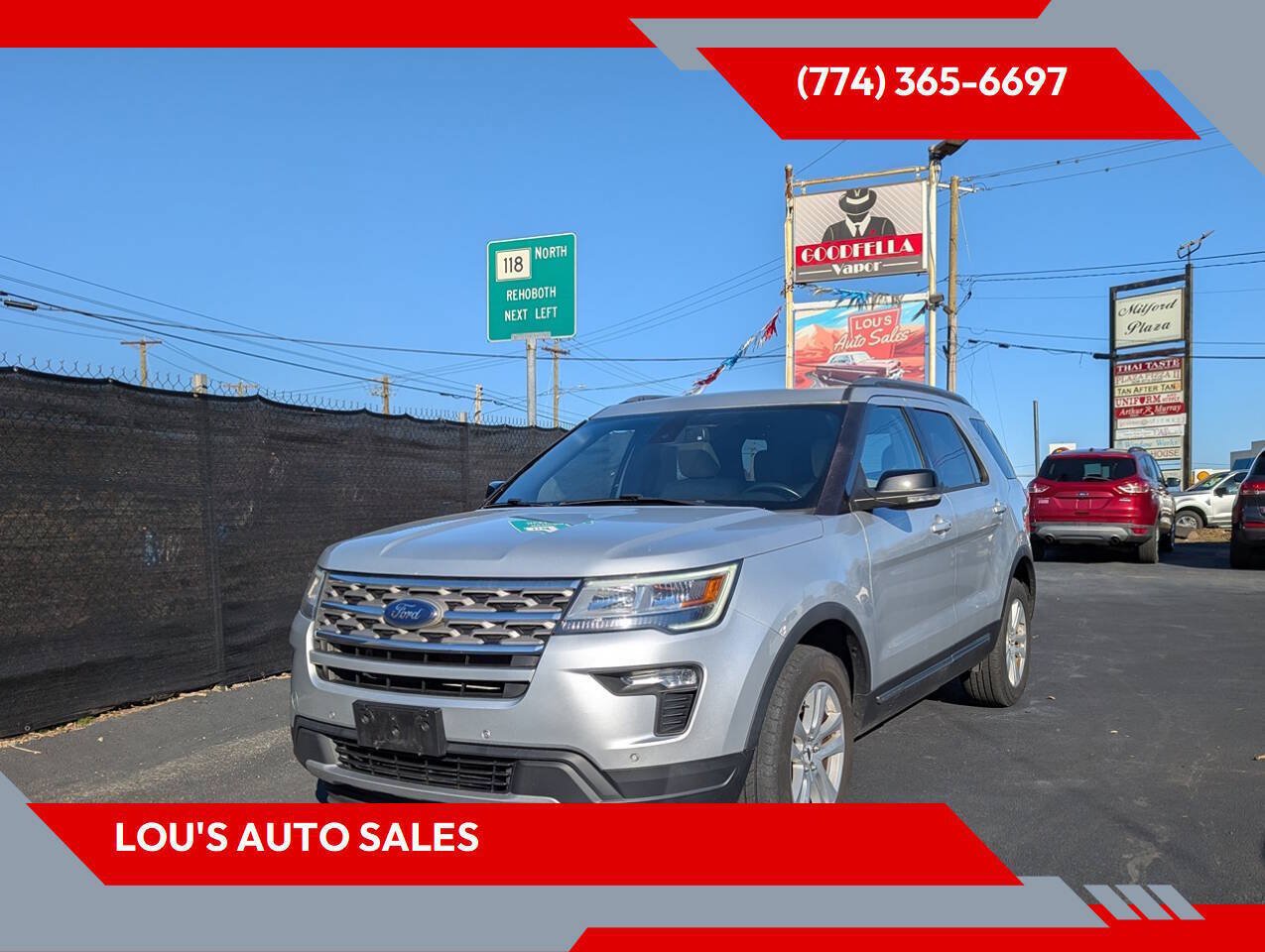 Used 2018 Ford Explorer XLT w/ Equipment Group 202A AWD/4WD image 1