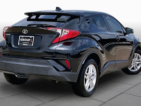 Used 2021 Toyota C-HR LE FWD image 13