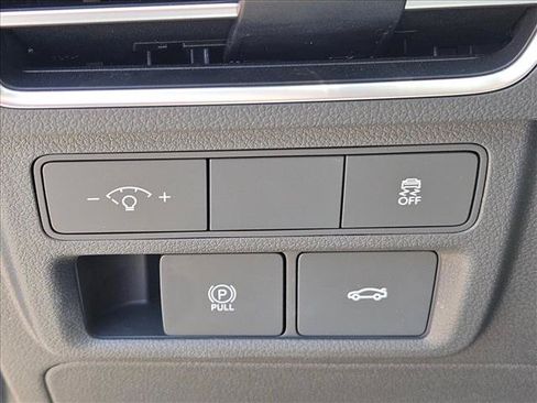 Used 2025 Hyundai Sonata SEL FWD image 12