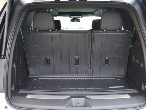 New 2026 GMC Yukon Denali w/ Sun & Power Step Package image 24
