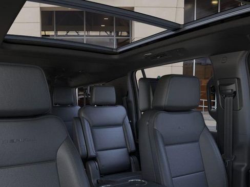 New 2026 GMC Yukon XL Denali w/ Denali Reserve Package image 24