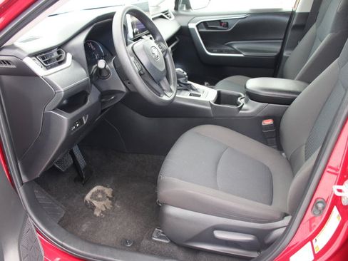 Certified 2024 Toyota RAV4 LE image 11