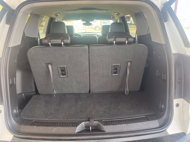 Used 2023 GMC Acadia SLT AWD/4WD image 10