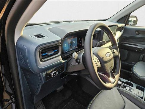 New 2025 Ford Maverick Lobo image 3