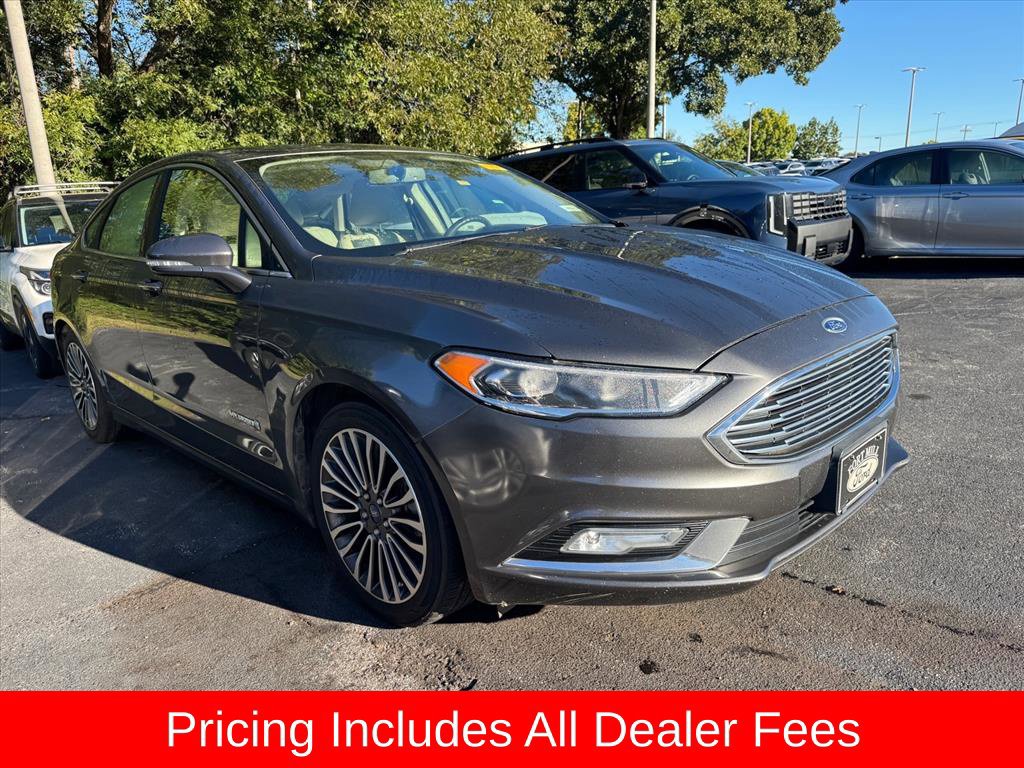 Used 2017 Ford Fusion Titanium FWD image 1
