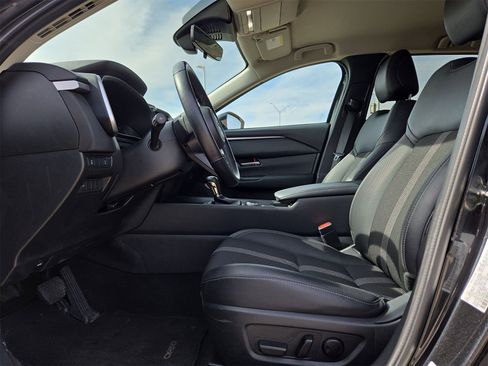 Used 2025 MAZDA CX-50 AWD 2.5 S w/ Preferred Package image 16