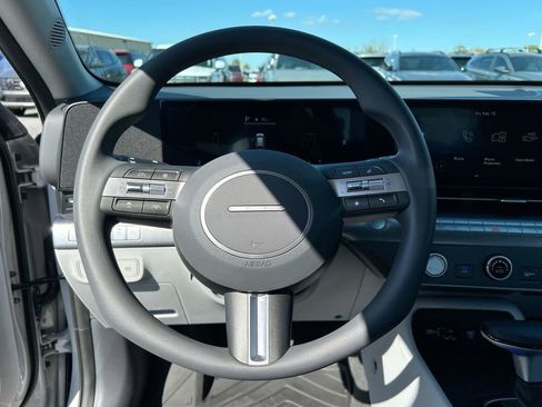 New 2026 Hyundai Kona SE image 29