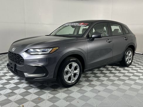 Used 2023 Honda HR-V LX image 4