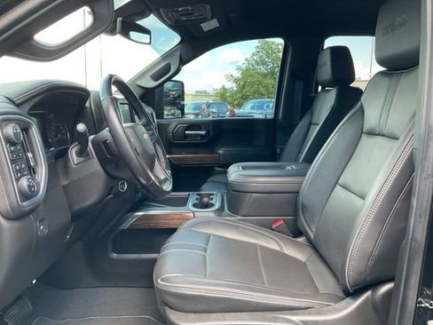 Used 2022 Chevrolet Silverado 3500 High Country w/ Safety Package II AWD/4WD image 2