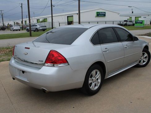 Used 2014 Chevrolet Impala Limited LS FWD image 4