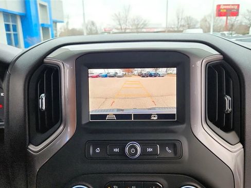 Used 2026 Chevrolet Silverado 2500 Custom w/ Custom Value Package image 23