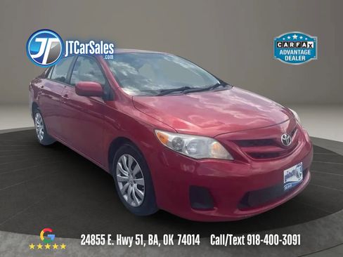 Used 2012 Toyota Corolla LE image 1