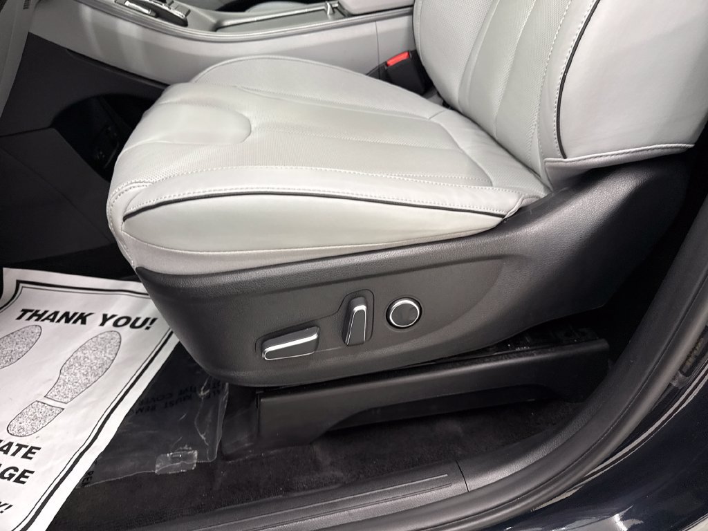 Used 2025 Hyundai Palisade SEL AWD/4WD image 13
