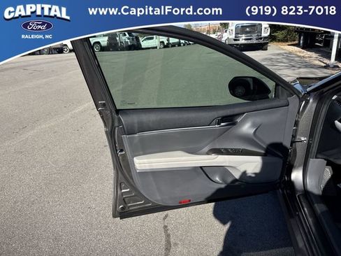 Used 2024 Toyota Camry LE image 19