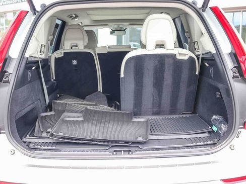 Used 2025 Volvo XC90 T8 Plus w/ Protection Package Premier AWD/4WD image 30