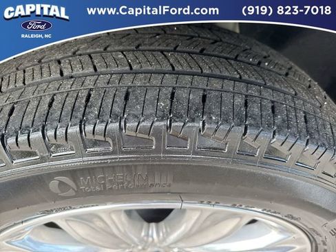 Certified 2022 Ford Explorer Limited w/ Hybrid Equipment Group 310A image 14