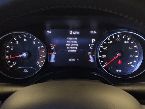Used 2018 Jeep Compass Limited AWD/4WD image 23