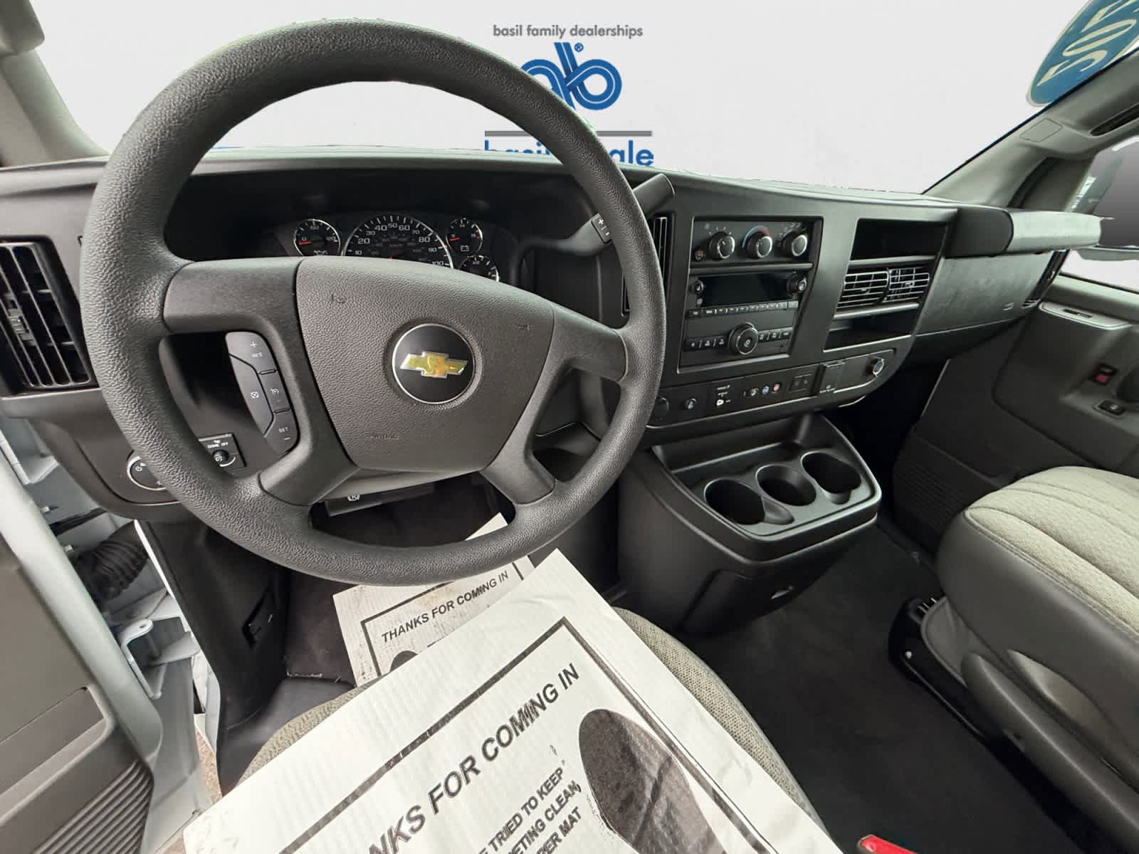 Used 2024 Chevrolet Express 3500 LT w/ LT Preferred Equipment Group RWD image 14