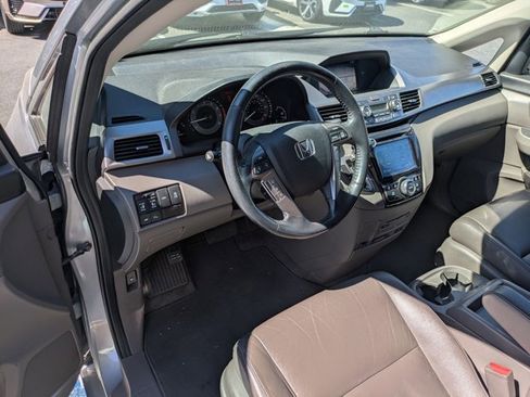 Used 2016 Honda Odyssey Touring image 10