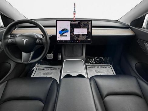 Used 2021 Tesla Model Y Performance image 16