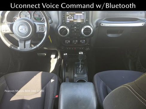 Used 2014 Jeep Wrangler Unlimited Rubicon w/ Connectivity Group image 15