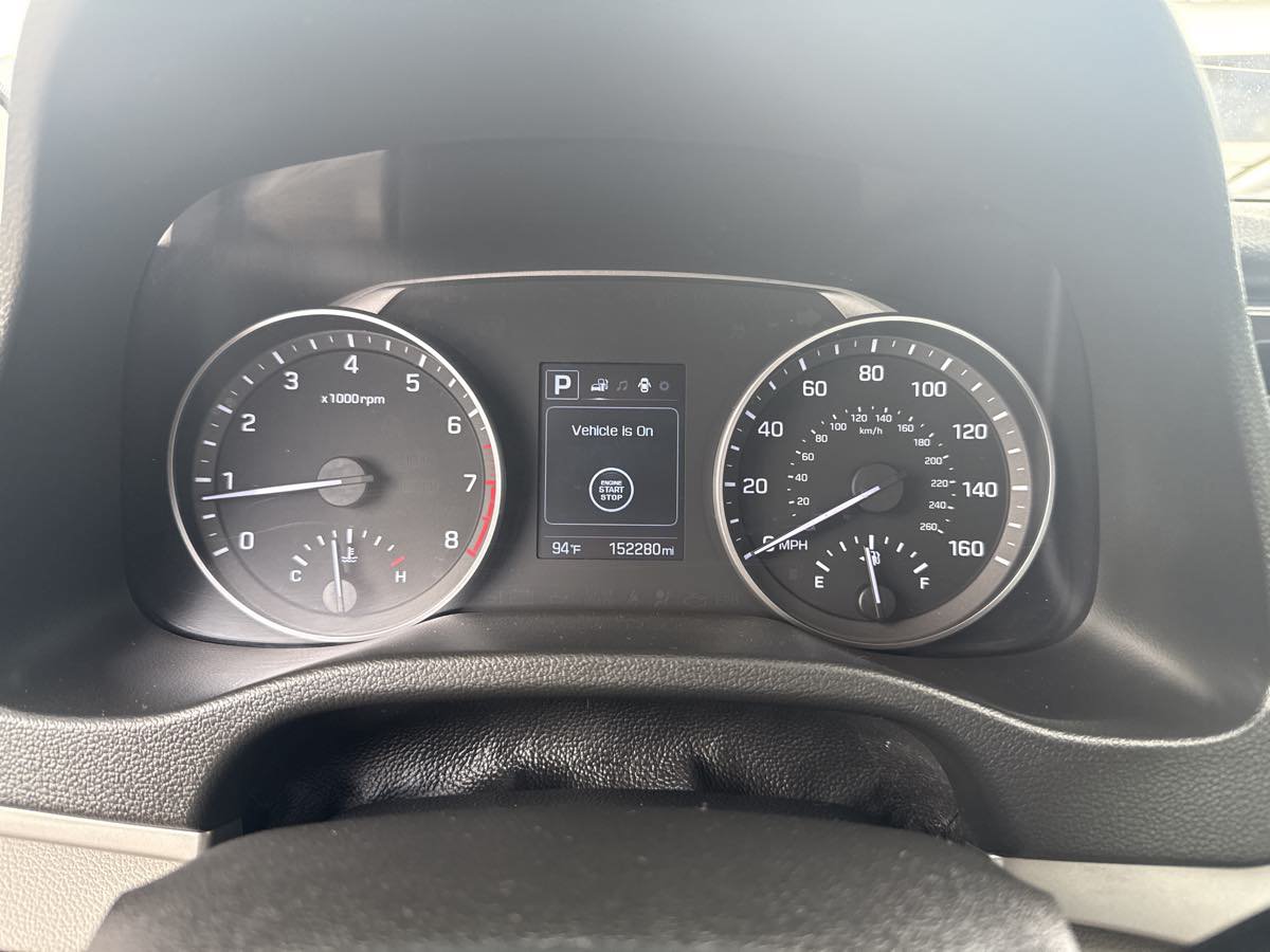 Used 2018 Hyundai Elantra Value Edition FWD image 27