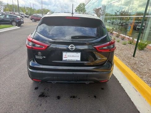 Used 2021 Nissan Rogue Sport SL w/ Premium Package AWD/4WD image 19
