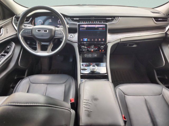 Used 2022 Jeep Grand Cherokee L Limited AWD/4WD image 9
