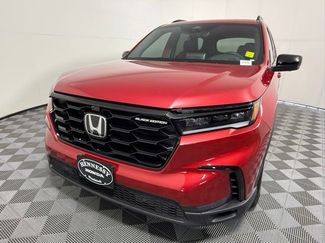 Used 2025 Honda Pilot Black Edition video 2