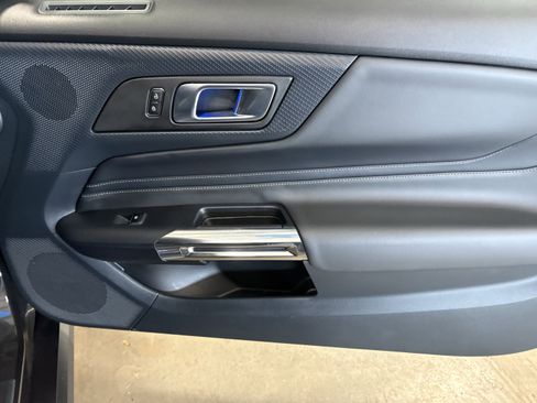 Used 2024 Ford Mustang GT Premium image 32