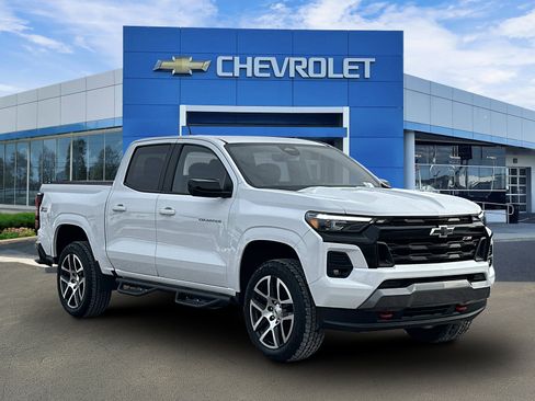 Certified 2023 Chevrolet Colorado Z71 w/ Z71 Convenience Package 2 image 8