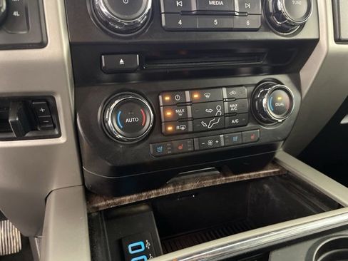 Used 2017 Ford F350 Lariat w/ Chrome Package image 14